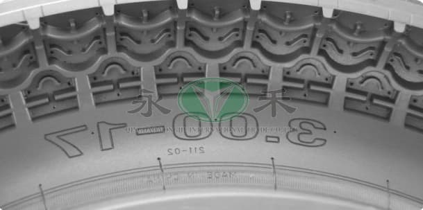 MOTORCYCLE TIRE MOLDS